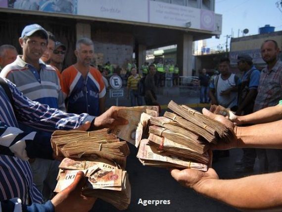 Tara in care banii nu mai valoreaza nimic si populatia sparge magazine pentru mancare. Venezuela, in pragul celei mai severe crize economice si umanitare