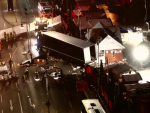 Teroristul care a ucis cu camionul 12 oameni, in Berlin, este inarmat si inca in libertate