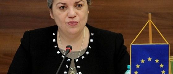 Dubla premiera in Romania: Sevil Shhaideh ar putea fi prima femeie prim-ministru de la Bucuresti si primul premier musulman din UE. Ce scrie presa internationala
