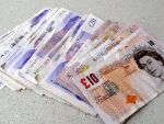 Lira sterlina s-a depreciat cu 17%, dupa votul englezilor pentru iesirea din UE. Brexit-ul, cea mai mare amenintare pentru Europa, in 2017