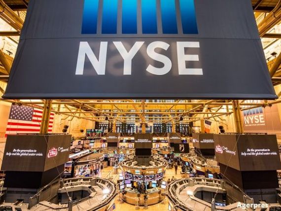 Bursa de la New York revine pe creștere în debutul ședinței de marți, după prăbușirea spectaculoasă de luni