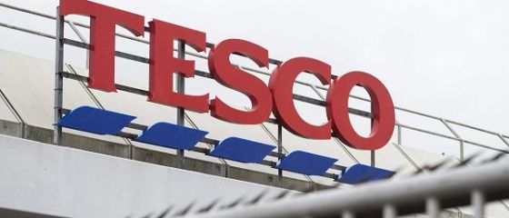 Gigantul britanic Tesco achizitioneaza distribuitorul Booker, intrand astfel pe piata restraurantelor, pub-urilor si cafenelelor