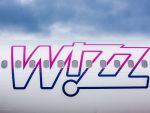 Acționarul principal al Wizz Air a obținut 500 mil. lire sterline, după vânzarea 12,5 milioane de acţiuni. Cât valorează operatorul low-cost
