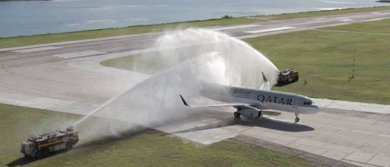 Cea mai lunga cursa aeriana directa a aterizat in Auckland, dupa 16 ore de la plecarea din Doha. A parcurs 14.535 km si a traversat zece fusuri orare. VIDEO