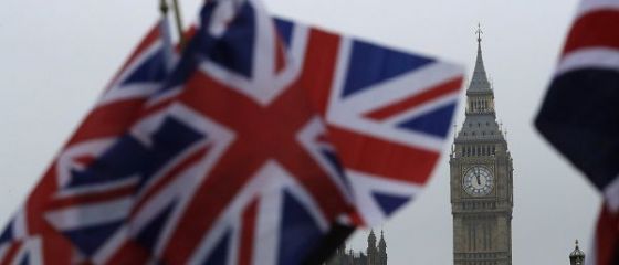 Unda verde pentru Brexit. Parlamentarii britanici au adoptat proiectul de lege al Guvernului de declansare a iesirii din UE