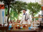 Lantul de restaurante City Grill angajeaza 400 de persoane. Ce specializari cauta si care sunt conditiile de angajare