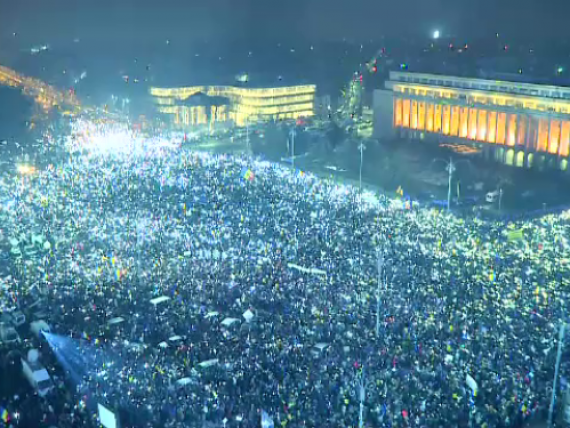 Manifestatiile din Romania fac inconjurul lumii. Protestul luminii , urmarit de milioane de oameni din SUA si pana in China