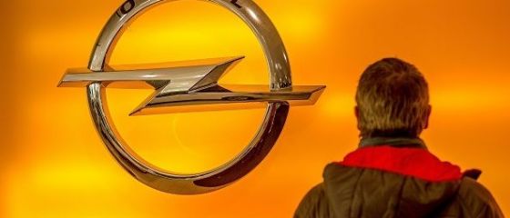 PSA cere General Motors jumătate din cele 1,3 mld. euro plătite pentru Opel, din cauza problemelor cu emisiile poluante