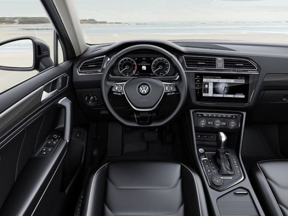Volkswagen lanseaza un nou SUV, la Geneva, pentru a face fata cererii tot mai mari de pe piata europeana. Cum arata Tiguan Allspace