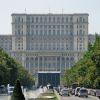 Parlamentul nu mai are bani pentru plata pensiilor speciale, care au crescut de la 1 iulie. Cele doua Camere cer 4 mil. euro pentru plata a 700 de pensii fostilor alesi
