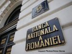 BNR: Înrăutăţirea situaţiei pandemice în sezonul rece ar putea duce la reintroducerea unor măsuri ce pot afecta evoluţia economiei cu intensitate sporită