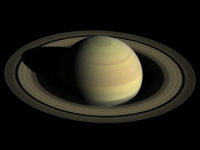 NASA: Doi dintre satelitii planetelor Saturn si Jupiter ar putea sa intretina forme de viata extraterestra