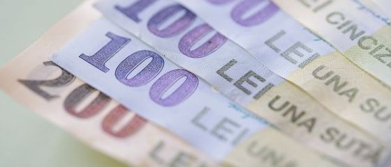 Euro începe să revină spre 4,58 lei, leul fiind susţinut de cererea pentru titluri de stat