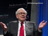 Oracolul din Omaha pariază pe Big Pharma. Legendarul Warren Buffett investeşte în patru producători de medicamente