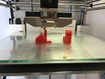 Un cercetator de la Universitatea din Brasov a realizat un motor de avion cu ajutorul unei imprimante 3D, primul prototip de acest fel din lume