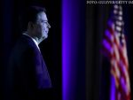 Presedintele Trump l-a demis pe directorul FBI, James Comey. Nu esti capabil sa conduci eficient