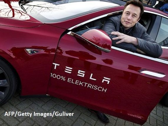 Elon Musk devine al şaptelea cel mai bogat om din lume, depăşindu-l pe legendarul Warren Buffett. Tesla, cel mai valoros producător auto după capitalizarea bursieră