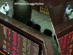 Dolarul atinge cel mai redus nivel din ultimele sapte luni, din cauza escaladiarii tensiunilor in Orientul Mijlociu. Pretul petrolului, in declin. Kuwaitul incearca sa medieze criza diplomatica