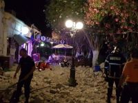 Un cutremur cu magnitudinea 6,7 a zguduit Turcia si Grecia. Doi morti si 200 de raniti. FOTO si VIDEO