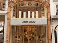 Retailerul american Michael Kors cumpara producatorul de incaltaminte al vedetelor Jimmy Choo. Tranzactie de 1,2 mld. dolari