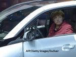 Merkel, vizată de peste 1.000 de plângeri pentru înaltă trădare, după criza refugiaţilor din 2015