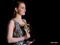 Forbes: Emma Stone este actriţa cel mai bine plătită din lume, detronând-o pe Jennifer Lawrence