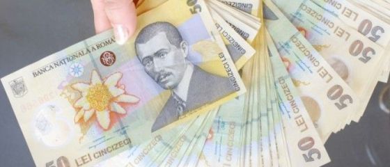 Salariile românilor care lucrează la privat ar putea scădea cu 20%: E un fel de păcăleală a statului