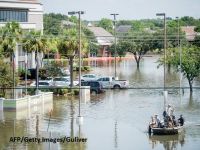Harvey, mai rău decât Katrina. Pagubele în urma uraganului ar putea să coste Texasul 180 mld. dolari. Peste 5% din capacitatea de producţie a petrolului din Golful Mexic este închisă