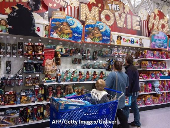 Grupul american de magazine de jucării Toys R Us a cerut falimentul, după ce a pierdut lupta cu comerţul online