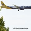 Marea Britanie se pregăteşte pentru cea mai amplă operaţiune de repatriere pe timp de pace din istoria ţării. 110.000 de britanici, părăsiți în străinătate, după falimentul Monarch