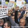 Câteva mii de sindicalişti protestează în Piaţa Victoriei. Traficul în centrul Capitalei este blocat. De ce sunt nemulțumiți bugetarii