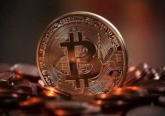 Ce este bitcoin şi cum funcţionează?
