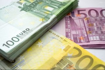 Persoanele care tranzacționează sume peste 10.000 de euro, în vizorul autorităților