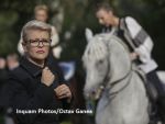 Cântăreața Sanda Ladoși și soțul ei, ridicați de DIICOT, într-un dosar de fraudă de 1 mil. euro