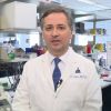Românul care vrea să pună frână celei mai grele boli a omenirii: cancerul. Decoperirea sa va revoluționa medicina