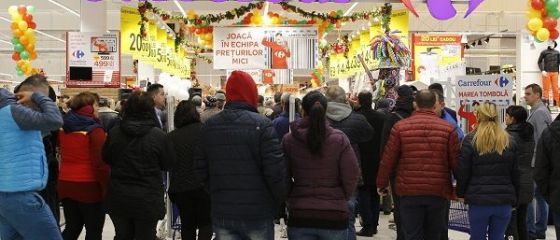 Controale la Carrefour. Protecția Consumatorilor propune închiderea temporară a două magazine. Reacția retailerului