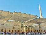 Arabia Saudită interzice muncitorii străini în 12 domenii, pentru a favoriza angajarea propriilor cetățeni. Rata șomajului în Regat a depășit 12%