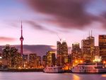 Românii caută mai multe zboruri către Canada, după ridicarea vizelor. Cât costă biletul până la Toronto sau Montreal