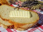 Prețurile la unt au atins niveluri record, pe fondul revenirii apetitului pentru produsele bogate în grăsimi animale. Stocurile mondiale de unt acoperă mai puțin de 12 zile