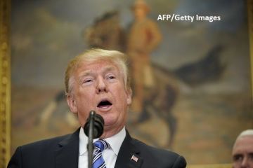 Trump a declanșat oficial războiul taxelor . Președintele SUA a semnat decretul prin care introduce taxe la importurile de oțel și aluminiu