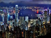 Manifestațiile de amploare și războiul comercial SUA-China au băgat Hong Kongul în recesiune, pentru prima dată după criza din 2008