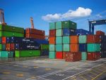 Exporturile României au scăzut mai mult decât importurile, în pandemie. Deficitul balanţei comerciale crește la 8,66 mld. euro;