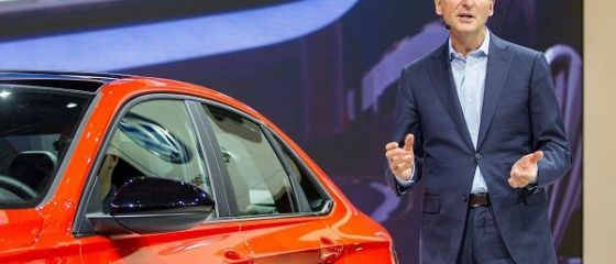 Șeful Volkswagen s-a declarat impresionat de performanțele Tesla și se aşteaptă ca automobilele autonome să fie disponibile în 2025