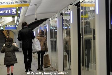 ANIMAȚIE GRAFICĂ. Metroul va avea panouri de siguranță, însă nu în toate stațiile