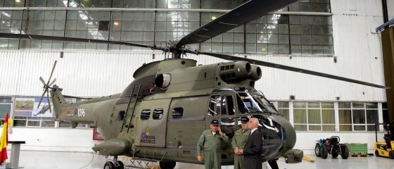 Fabrica de elicoptere de la Ghimbav s-ar putea închide. România, prinsă între Franţa şi SUA