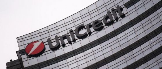 Financial Times: Grupul italian UniCredit analizează o posibilă fuziune cu rivalul francez Societe Generale