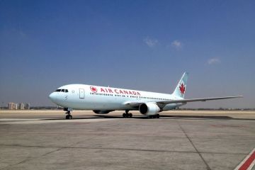 Zboruri directe România-Canada, de vineri. Air Canada Rouge leagă Bucureștiul de Toronto şi Montreal