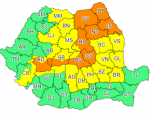 Noi coduri Portocaliu și Galben de ploi până duminică noaptea. Vor fi ploi torențiale, vijelii și grindină