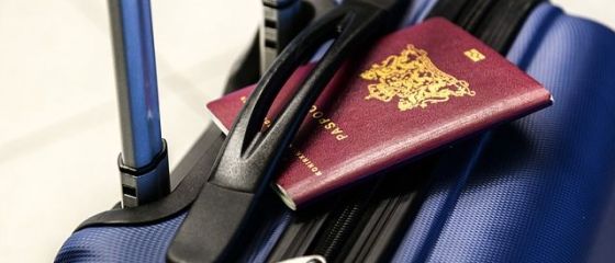 Străinii nu vor să locuiească la noi în țară. România a înregistrat cea mai mare scădere a numărului permiselor de rezidenţă pentru cetăţenii non-UE