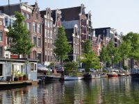 
	Olandezii nu mai încap în Amsterdam. Ce construiesc pe apă
